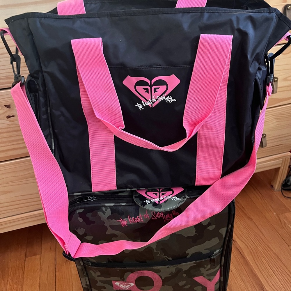 Roxy Y2K Camouflage and Pink Carry-on & Duffle Ser